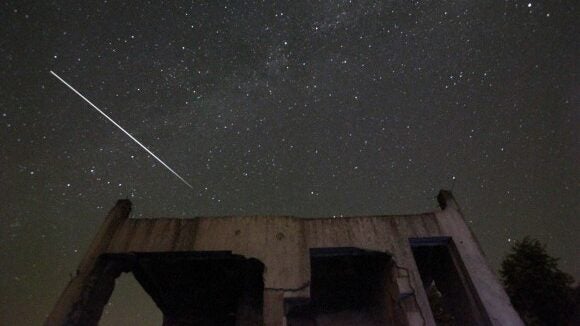 Perseid meteor shower_229324