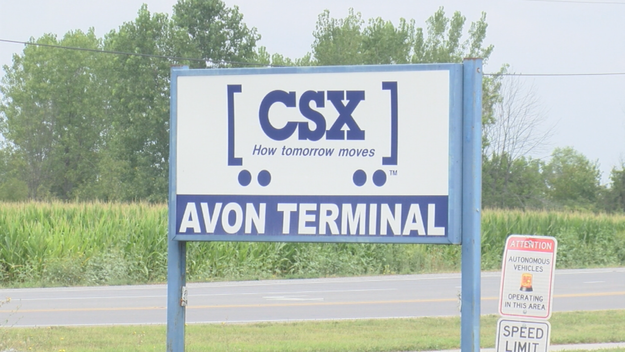 CSX's 2Q Profit Declines As Railroad Delivers Fewer Imported Goods ...