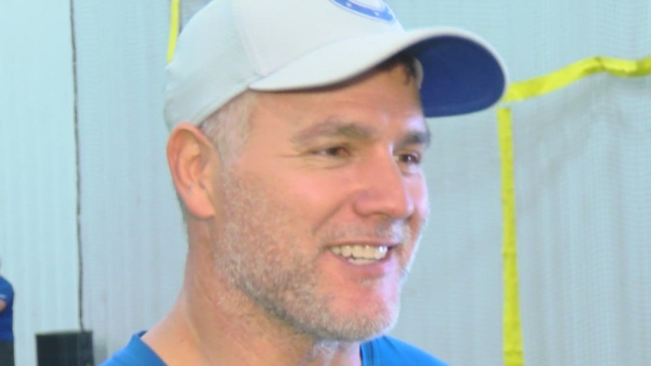 Colts' Adam Vinatieri grinding through 23rd NFL camp