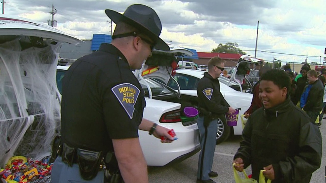 Indiana State Police host 'Trunk or Treat' event Indianapolis News