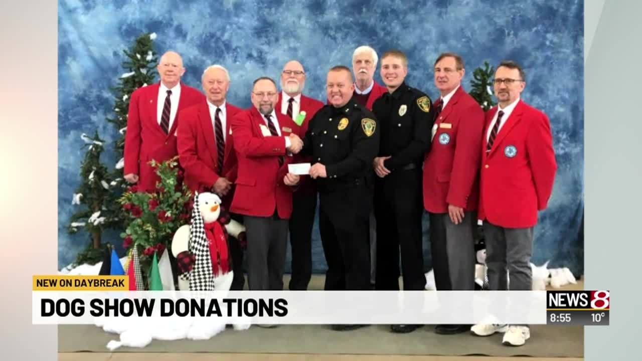 Indy Dog Show donates for police K9s in Fortville, New Palestine