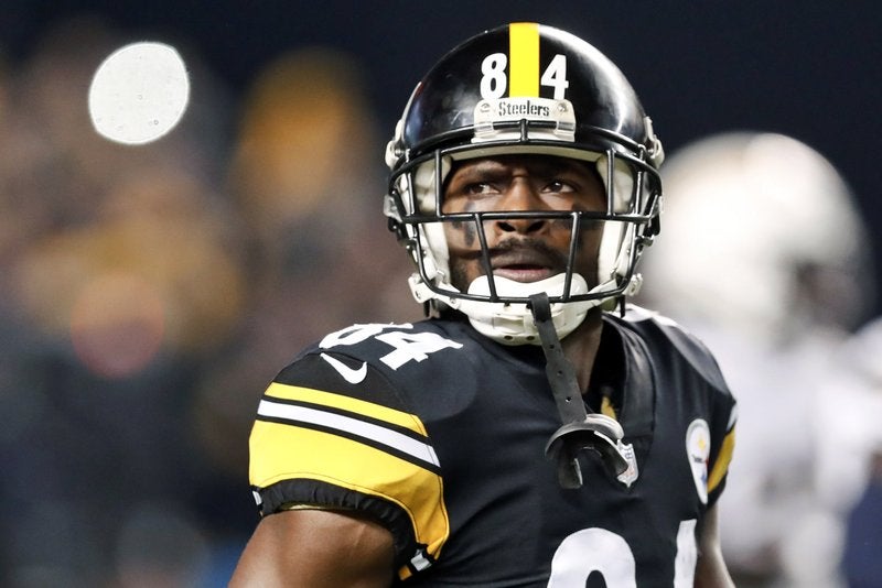 INDIANAPOLIS (AP) — Ben Roethlisberger and Antonio Brown hooked up