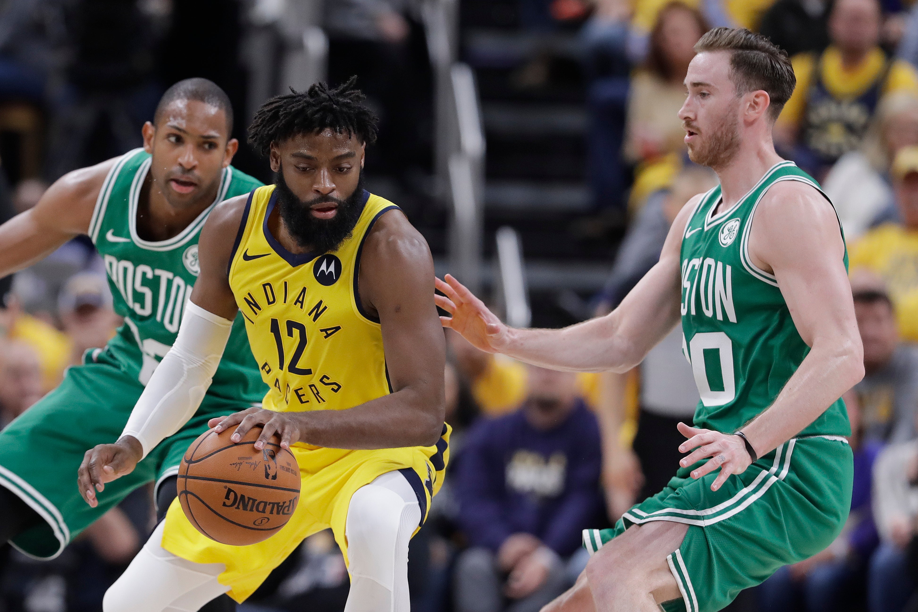 Celtics complete rare sweep of Pacers