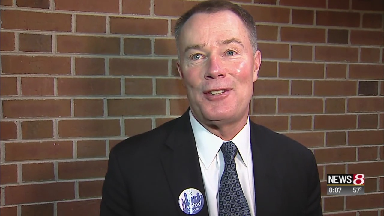 Mayor Hogsett State Sen Jim Merritt Cast Ballots On Primary Election Day Wish Tv