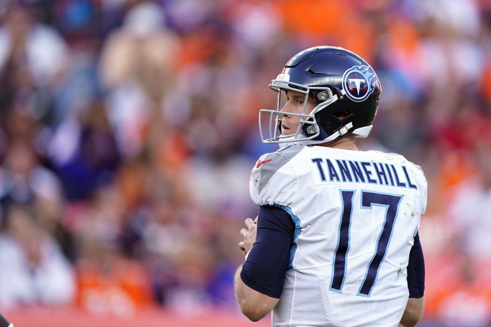 Titans get QB Ryan Tannehill back after 2 games vs. Broncos