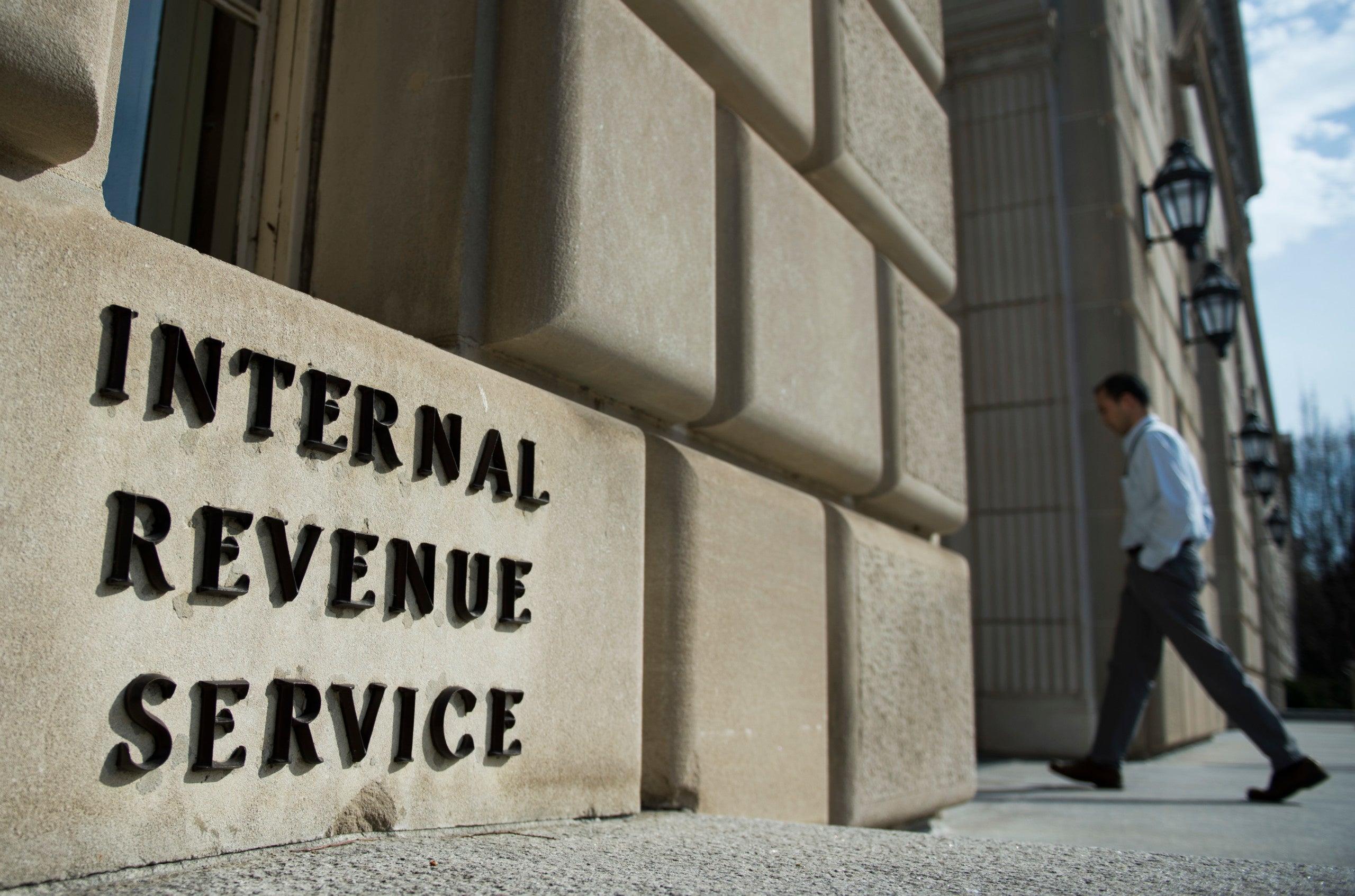 IRS deposits first wave of stimulus checks Indianapolis News