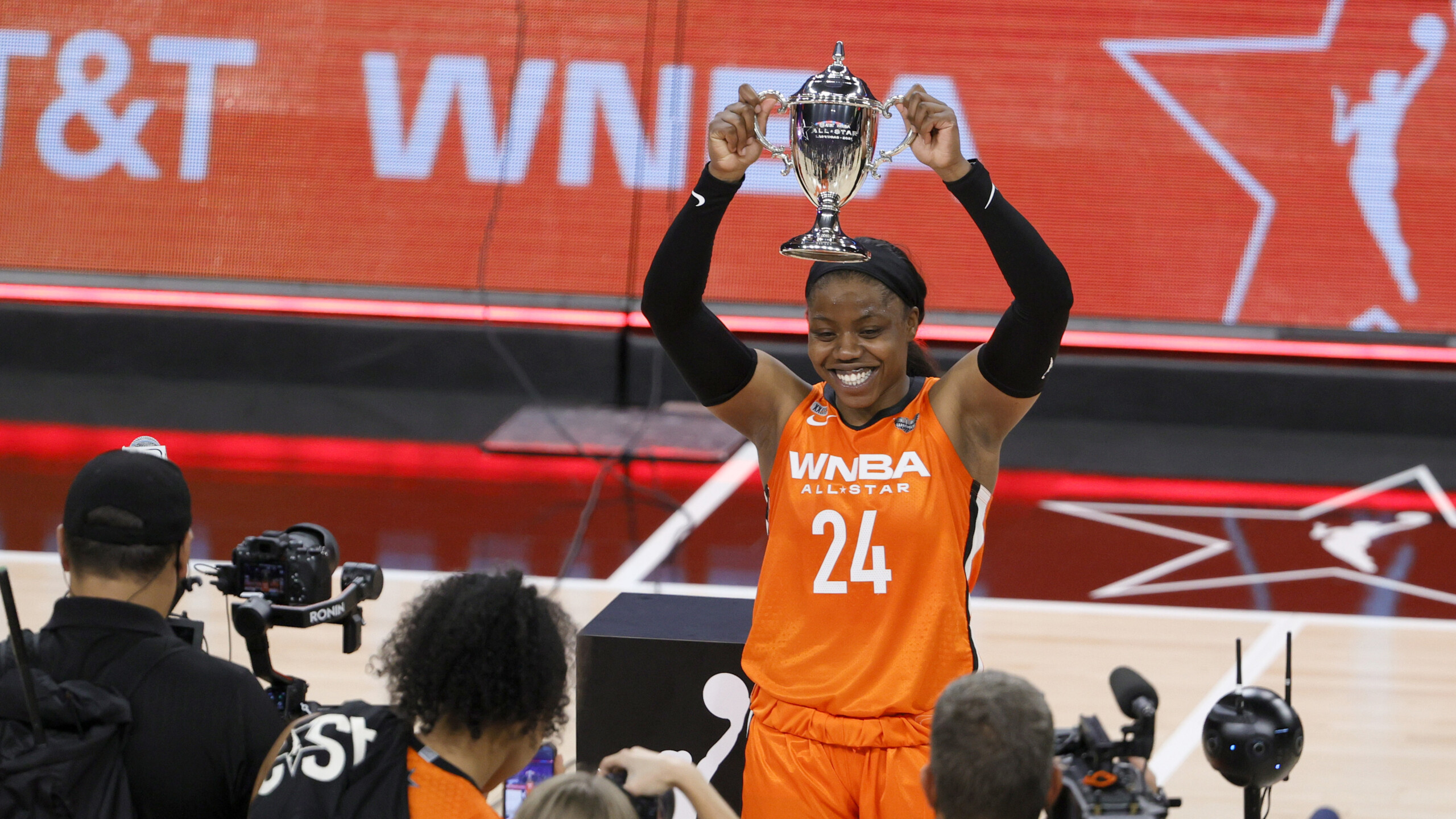 Parker leads WNBA All-Star team that will face US Olympians