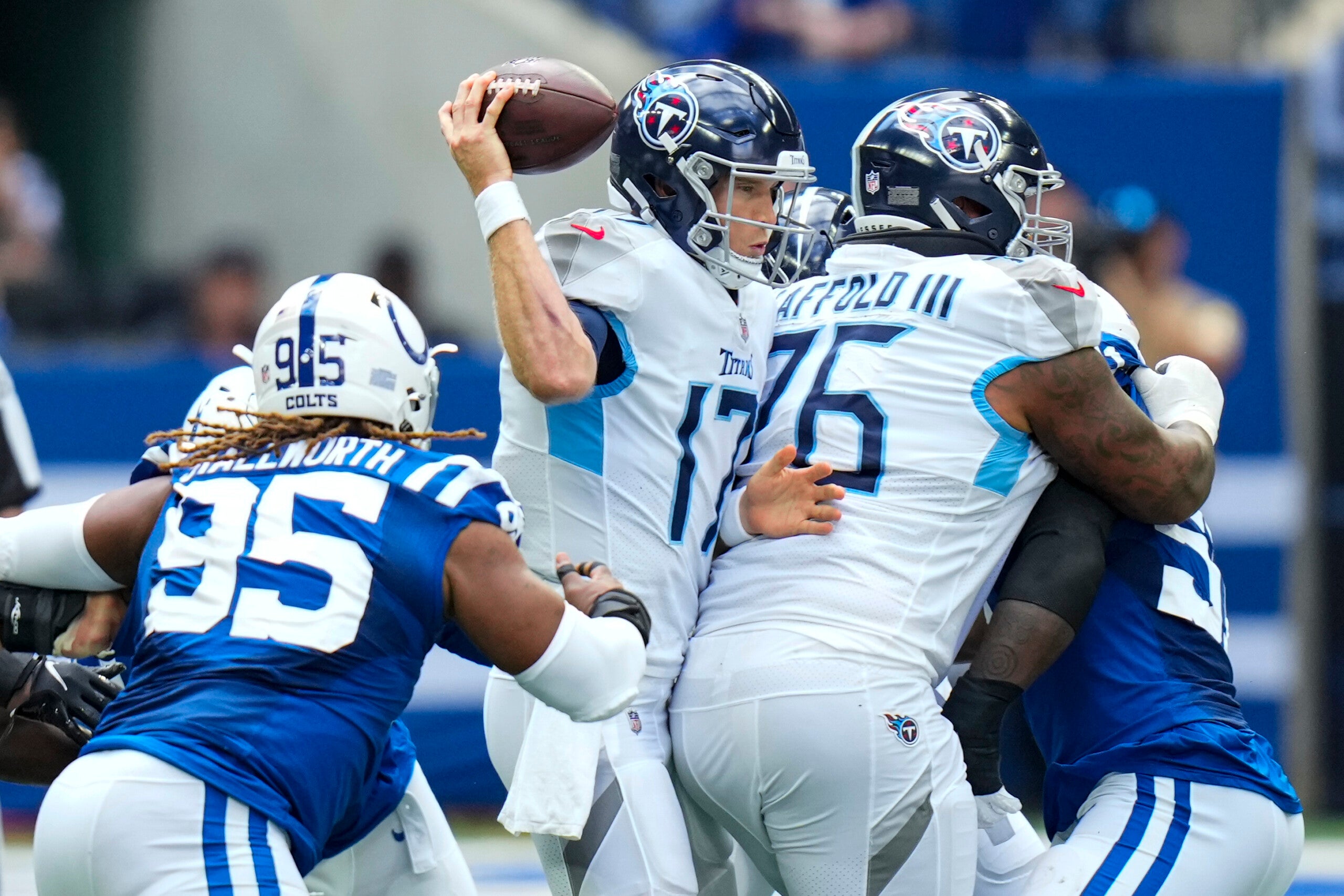 Titans use late turnovers to pull off 34-31 OT win at Indy - WISH