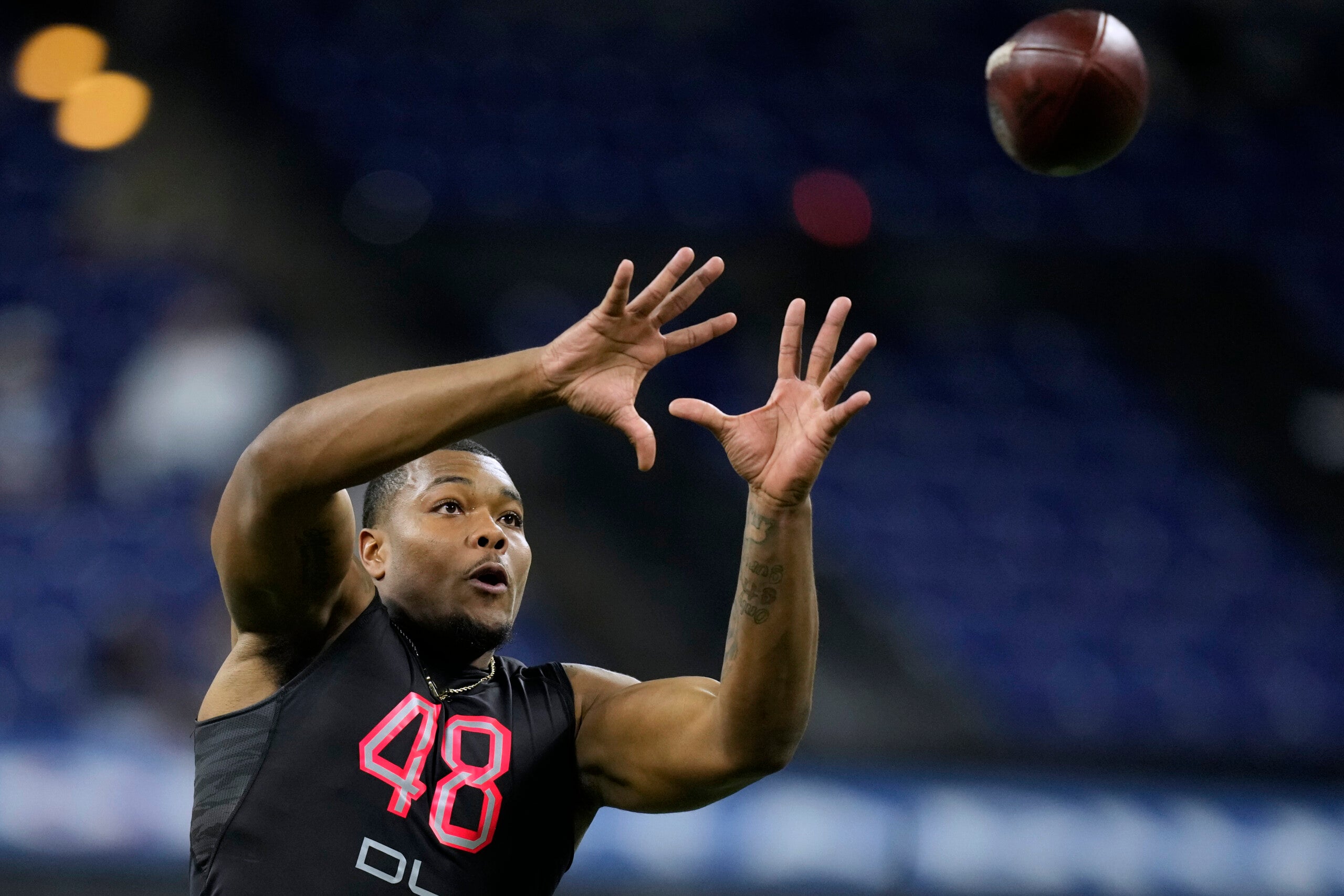 Jags take 'athletic freak' Walker with top pick in NFL draft - WISH-TV, Indianapolis News, Indiana Weather