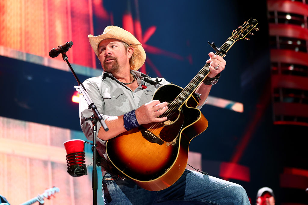 Country singer Toby Keith dies at 62 after battle with cancer ...