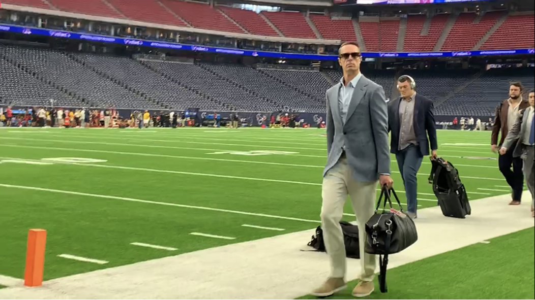 Matt Ryan Arrives in Indianapolis