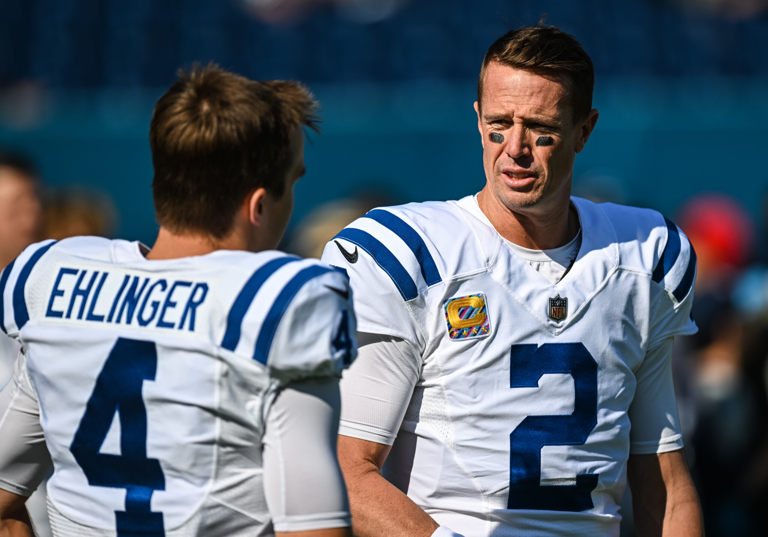 Watch: Matt Ryan helps other Colts QBs at practice
