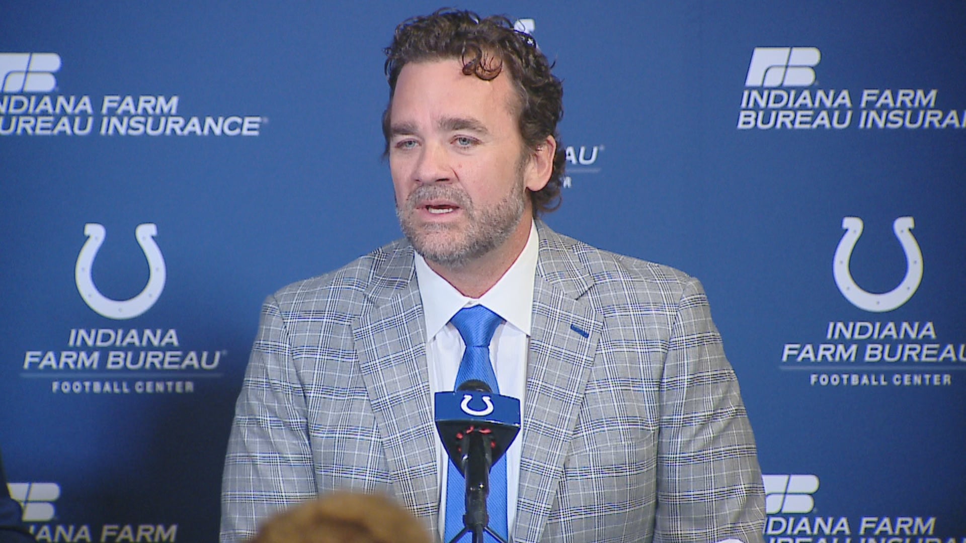 Jeff Saturday offers heartfelt message to Colts, fans after team