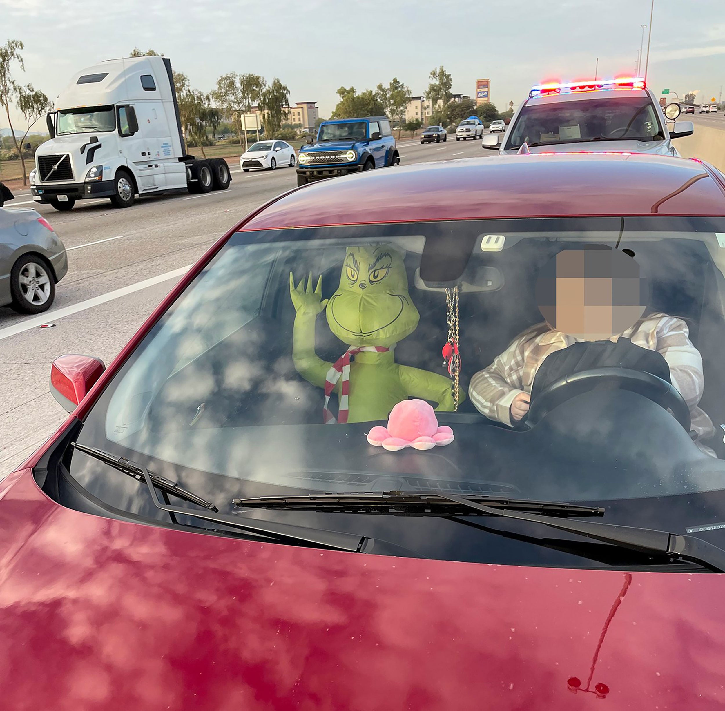 Arizona man ticketed for driving in the HOV lane with an