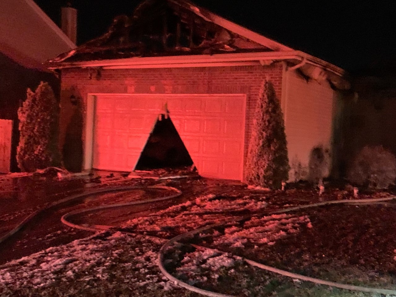 Columbus house fire causes family of 4 to be without their home on