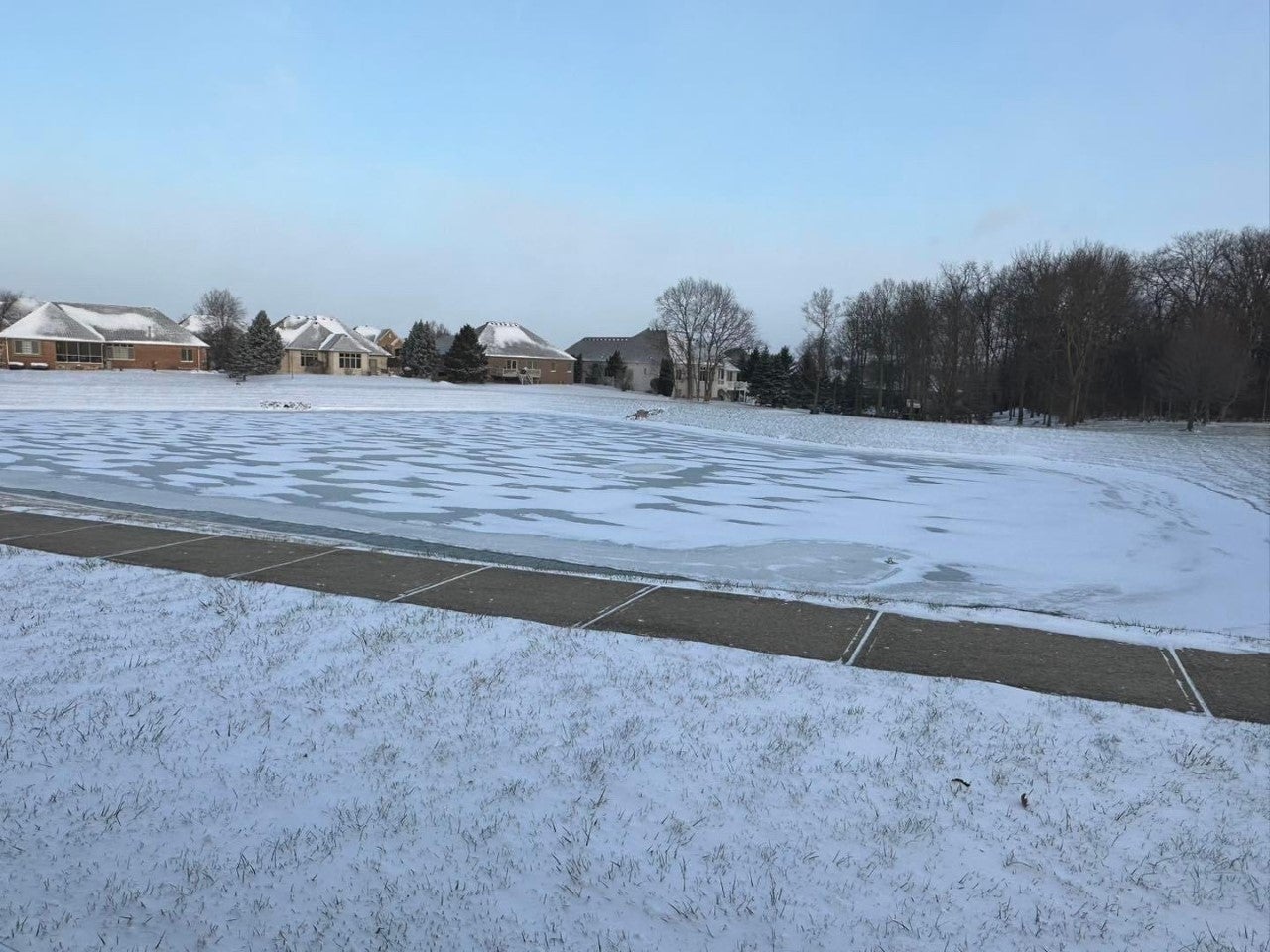 Stay off of ice-covered ponds and lakes: 'There's no such thing as 100% safe  ice' - Indianapolis News, Indiana Weather, Indiana Traffic, WISH-TV