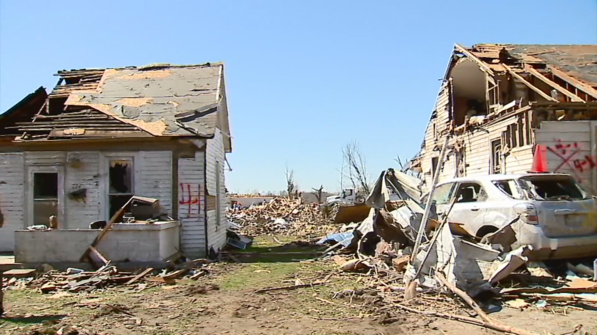 Donations, volunteers following Sullivan County tornado