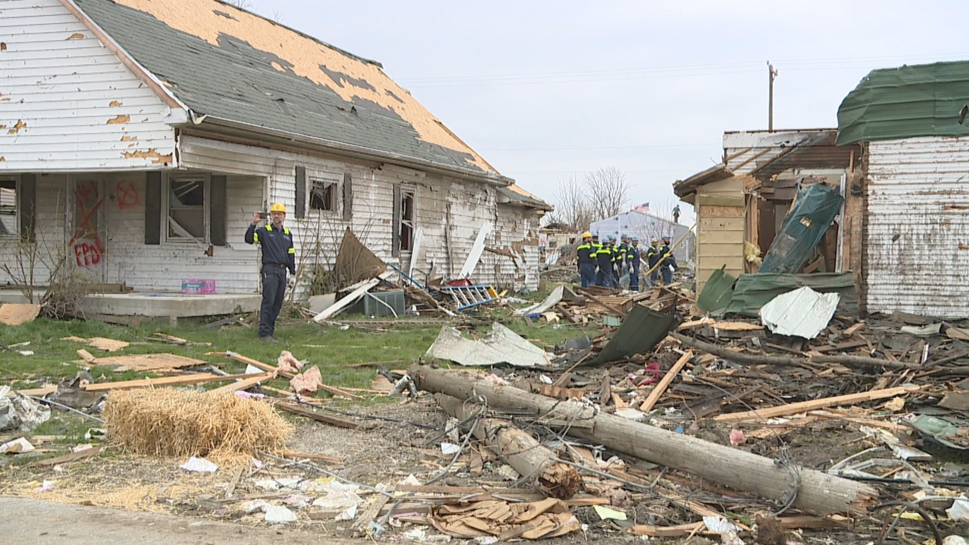 Sen. Braun Federal help likely for Sullivan tornado recovery