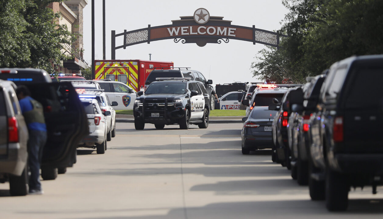 Witnesses of deadly Texas mall shooting describe the chaotic and