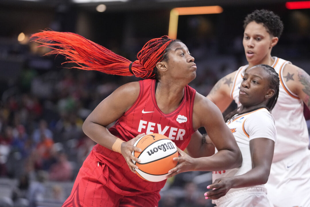Griner, Cunningham lead fourthquarter rally, Mercury defeat Fever 85