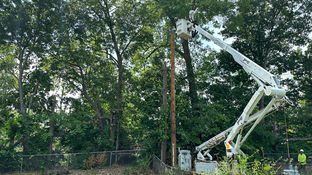 Groups call for investigation of Indianapolis power outages after June storm