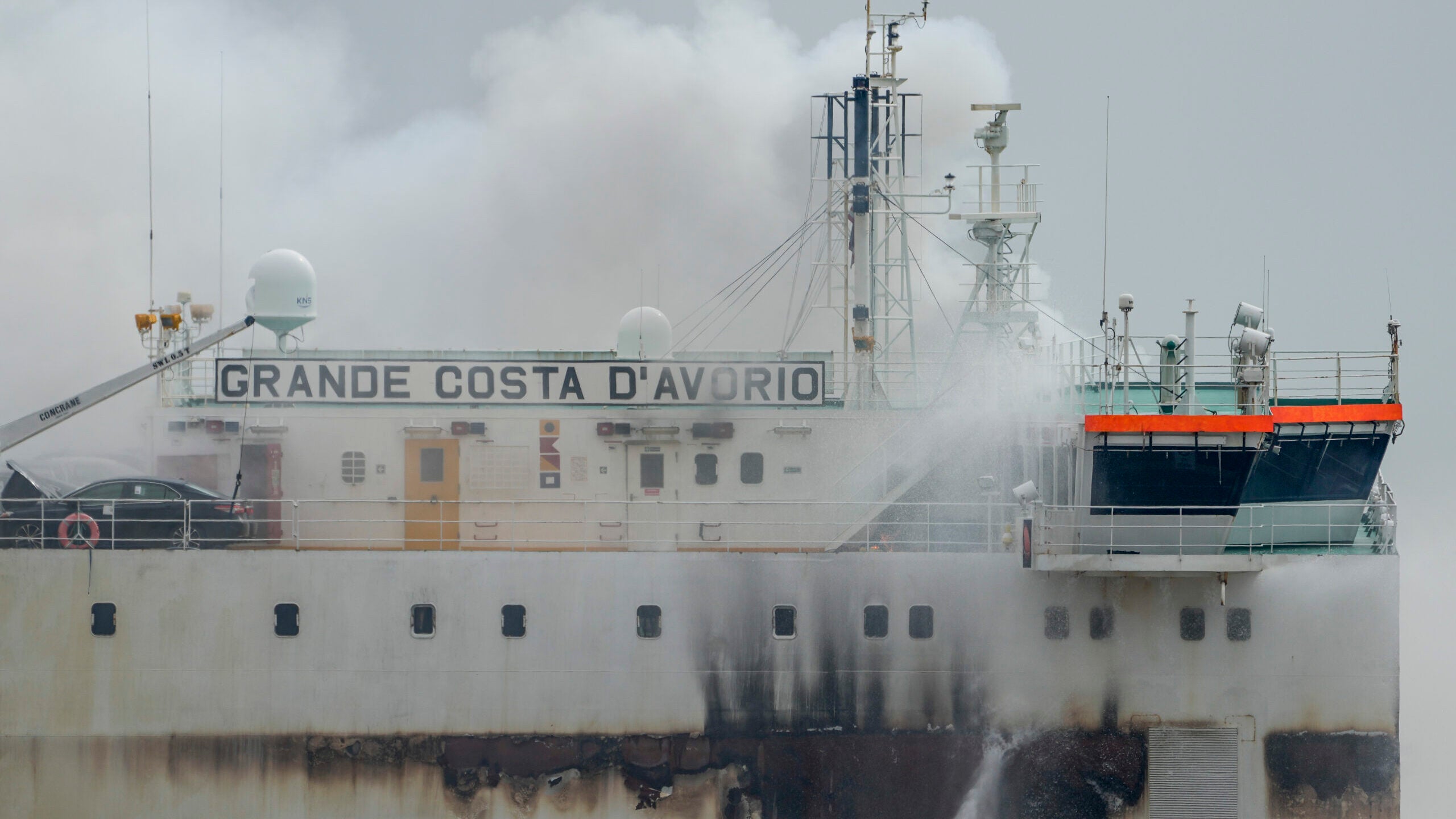 New Jersey cargo ship fire expected to burn for days