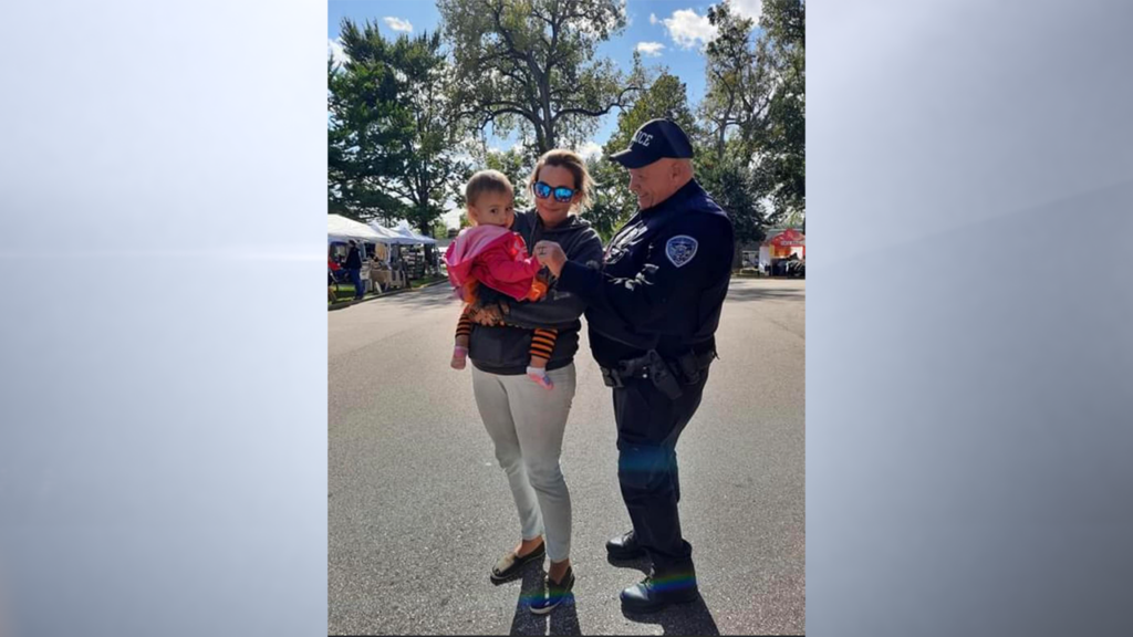 Indiana police officer uses Heimlich maneuver to save little girl