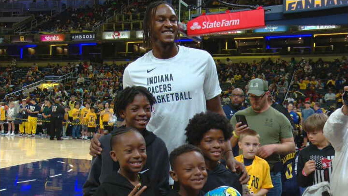 Promising Pacers show off in front of FanJam crowd