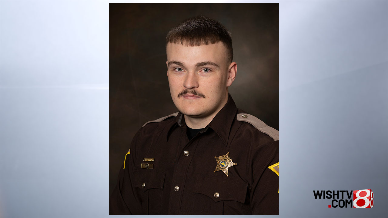 Sheriff credits central Indiana deputy for saving driver from further injury