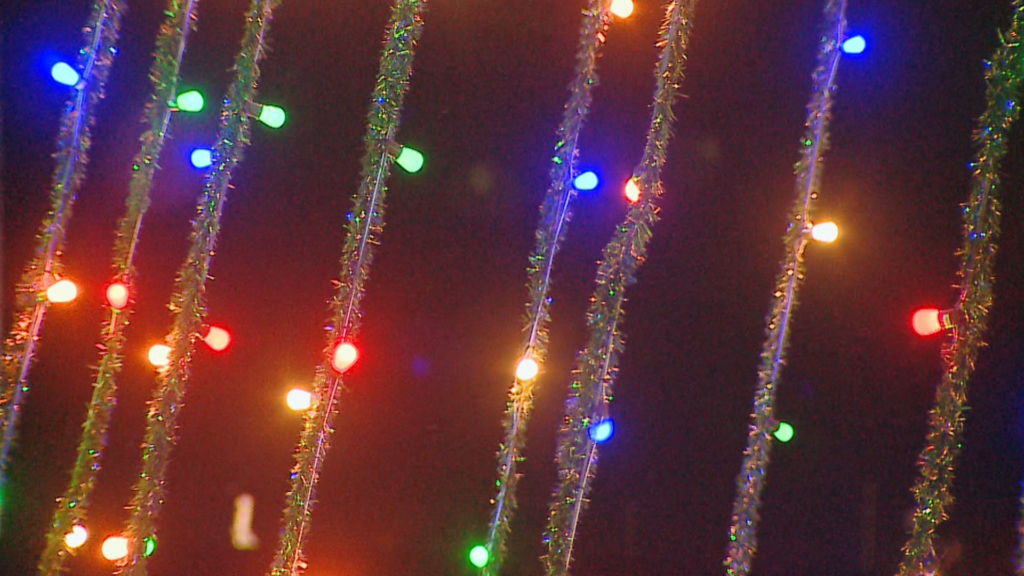 Circle of Lights light up downtown Indianapolis for 61st year