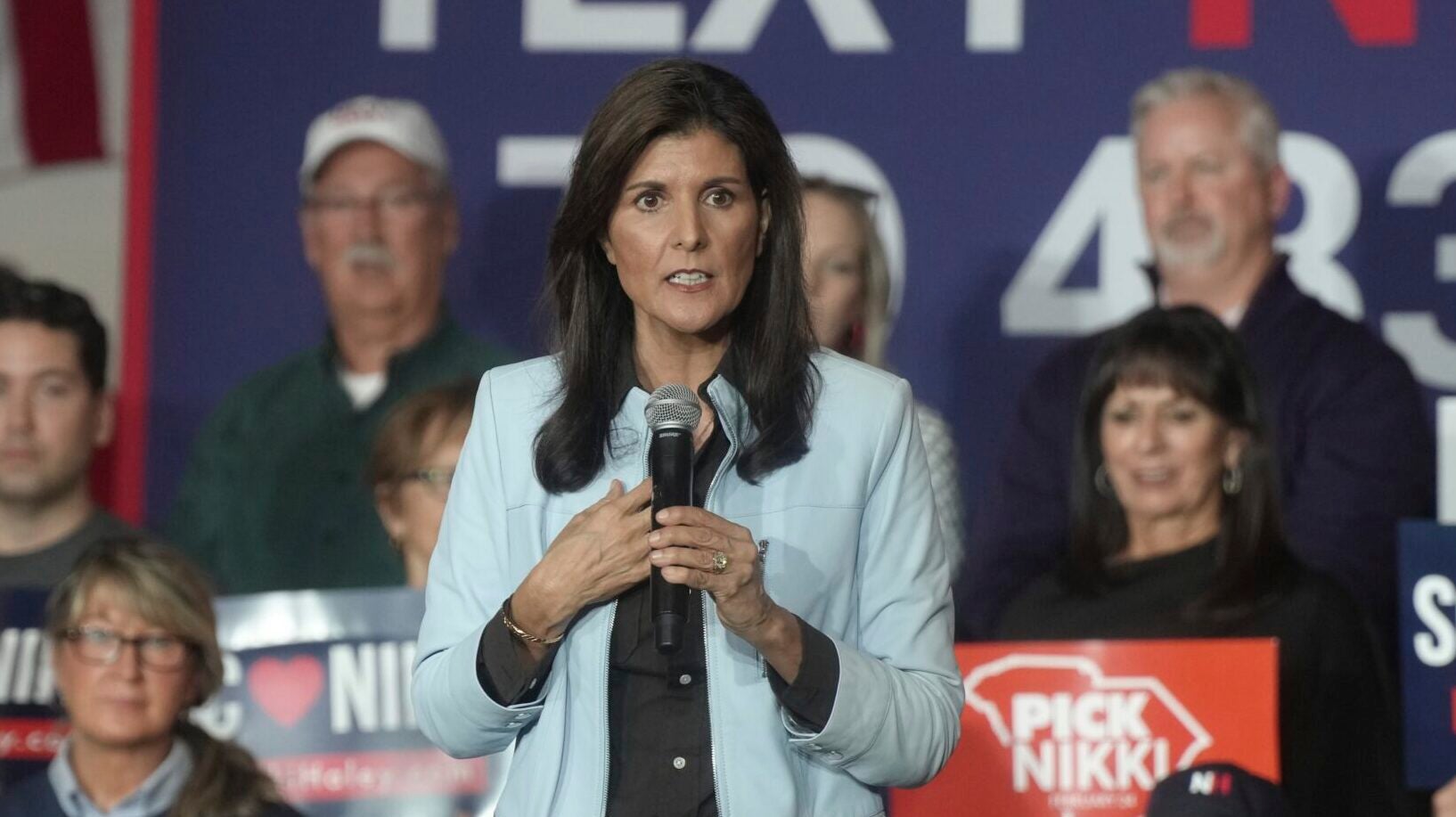 Nikki Haley Draws Large Crowd Says Of Donald Trump Rightly Or Wrongly Chaos Follows Him 4684