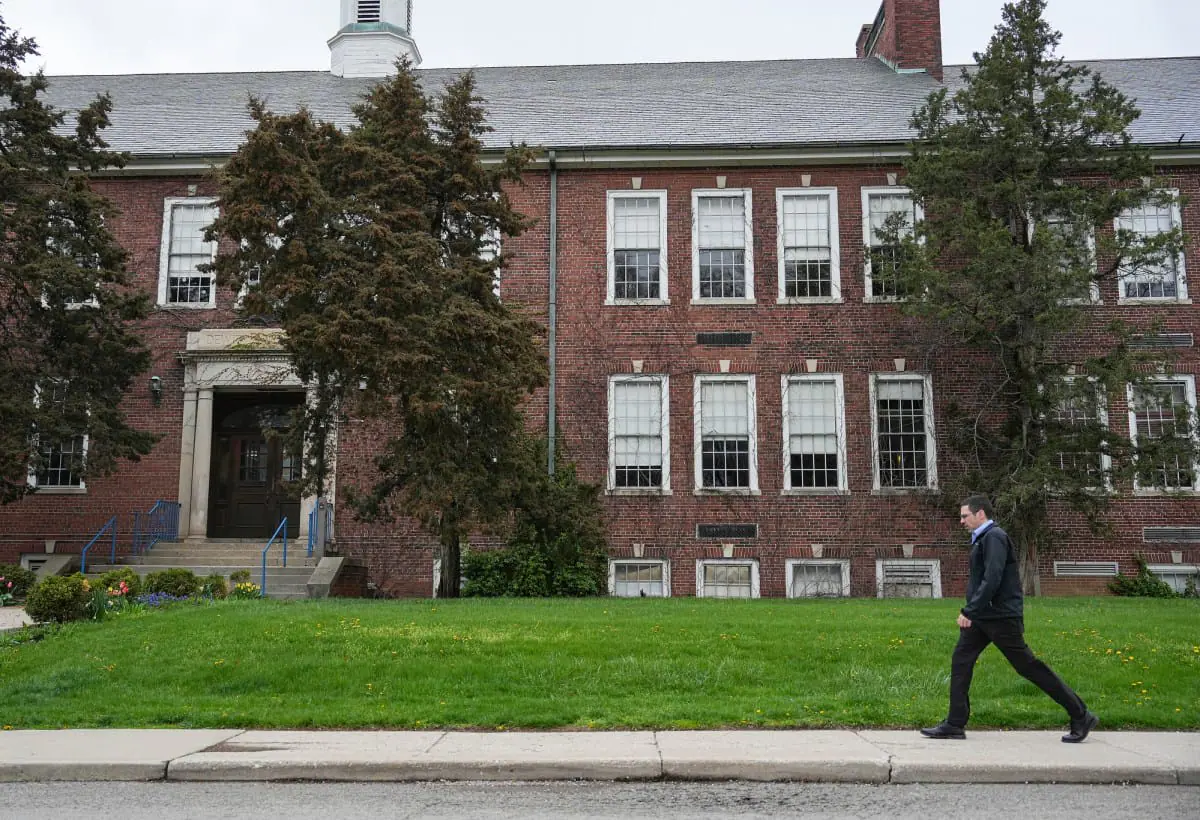 The building which once housed IPS School 86, now owned by Butler University, sits vacant Tuesday, April 2, 2024, at 200 W. 49th St. in Indianapolis. (Photo by Jenna Watson/Mirror Indy)