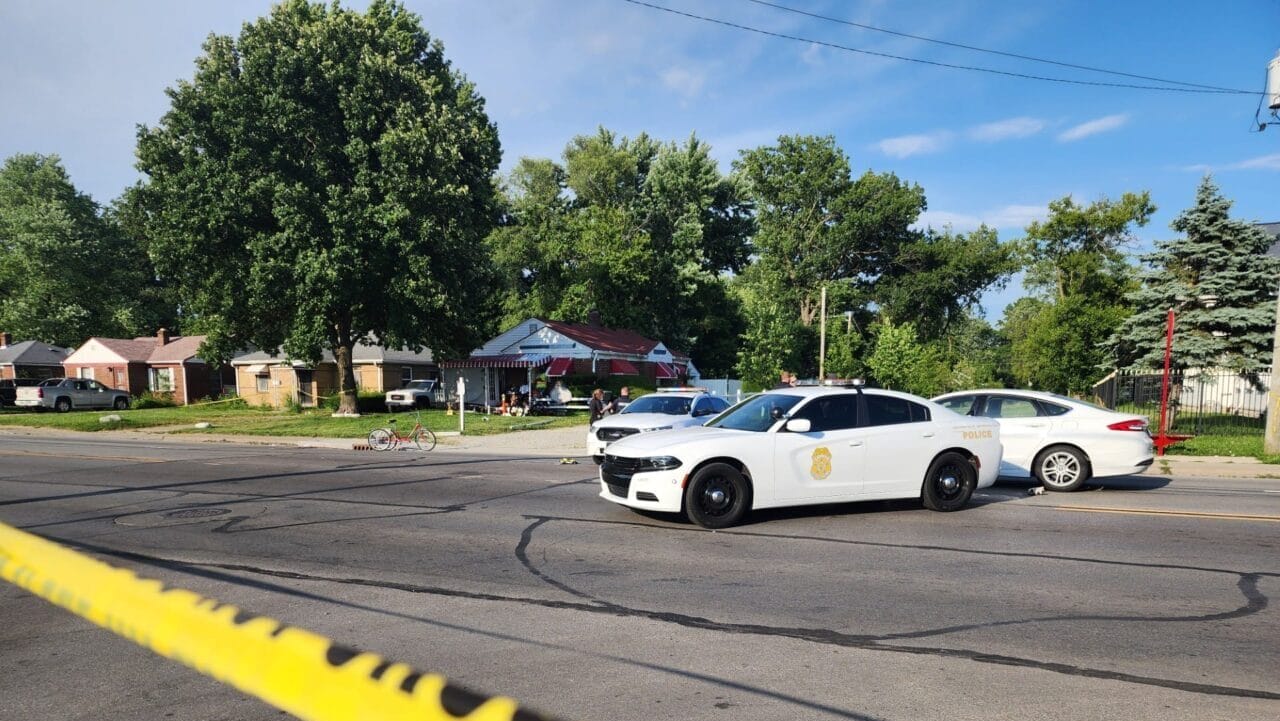 IMPD: Person dies in crash on North Keystone Avenue