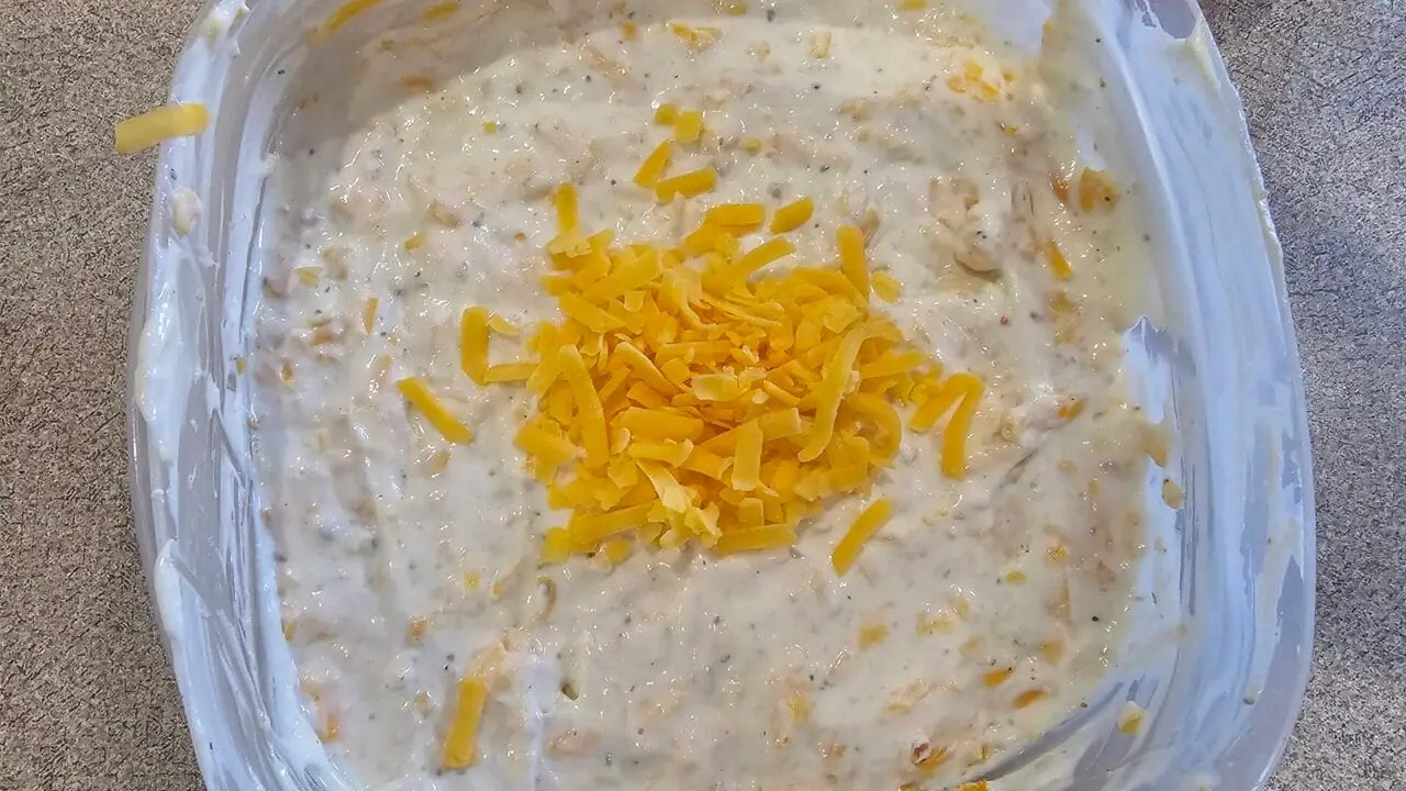 pretzel beer dip in a container