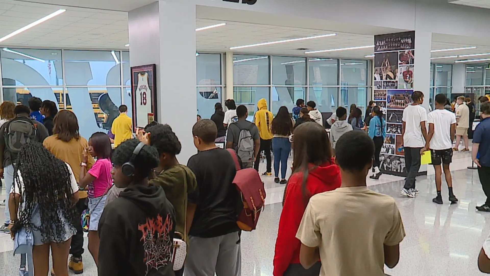 Students at Warren Central High School return for the start of another school year. (WISH Photo)