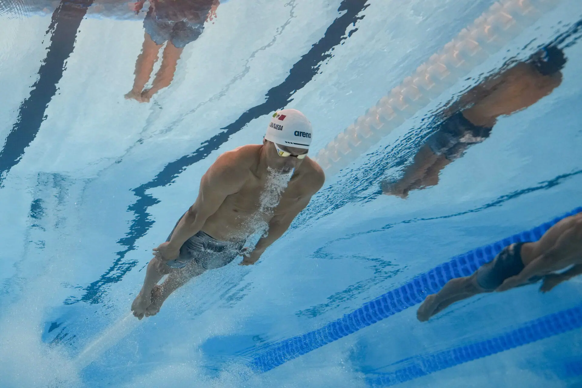 Miguel Alejandro de Lara Ojeda, of Mexico, competes during a heat in the men's 100-meter breaststroke at the 2024 Summer Olympics, Saturday, July 27, 2024, in Nanterre, France. (AP Photo/David J. Phillip)