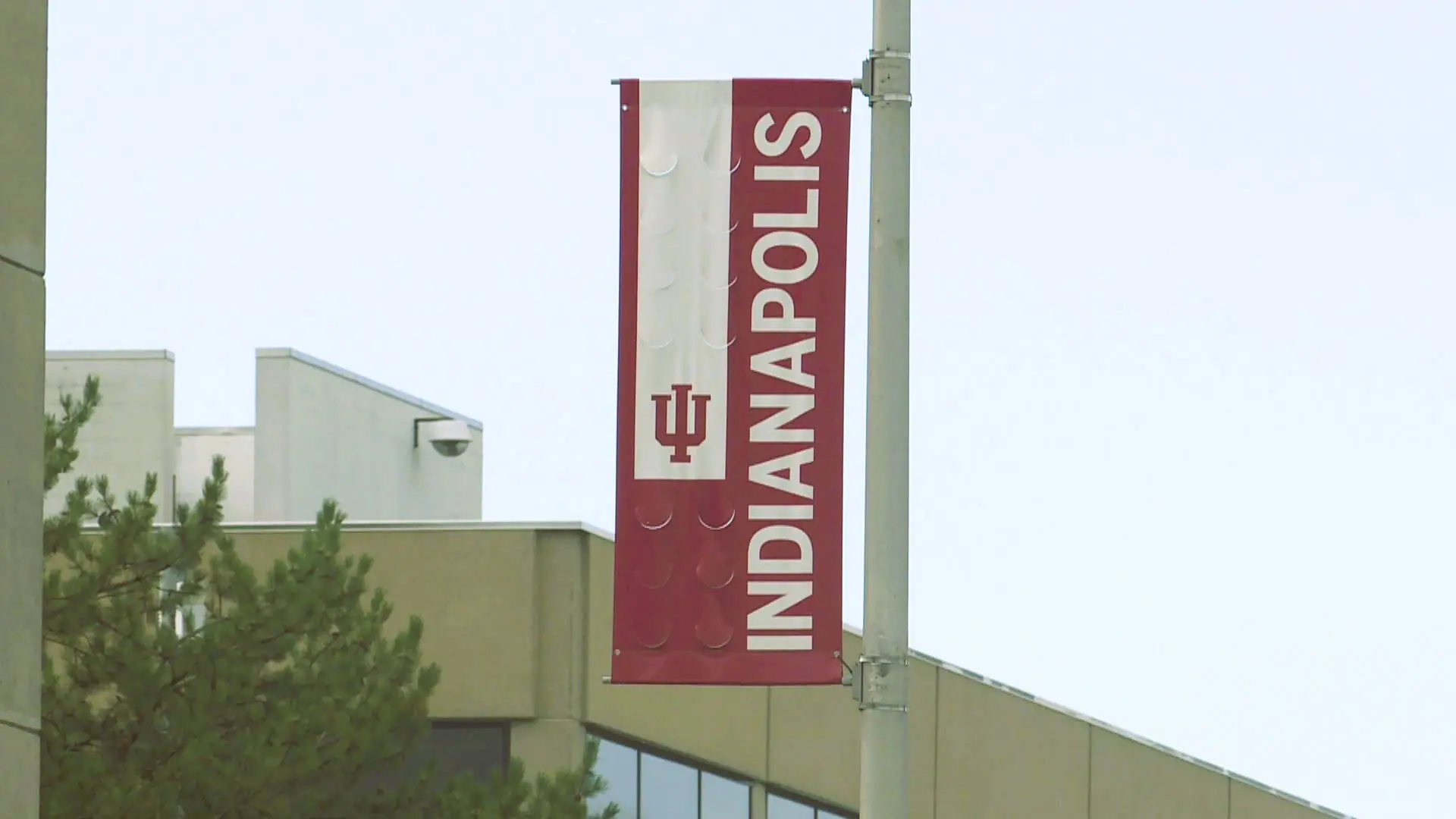 Students can apply to IU Indianapolis and other Indiana colleges for free from Sept. 23-27 during the state’s College Application Week. (WISH Photo)