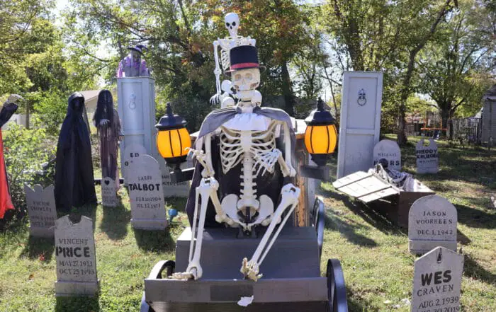 PHOTOS | Indy Halloween display raising funds for children’s cancer