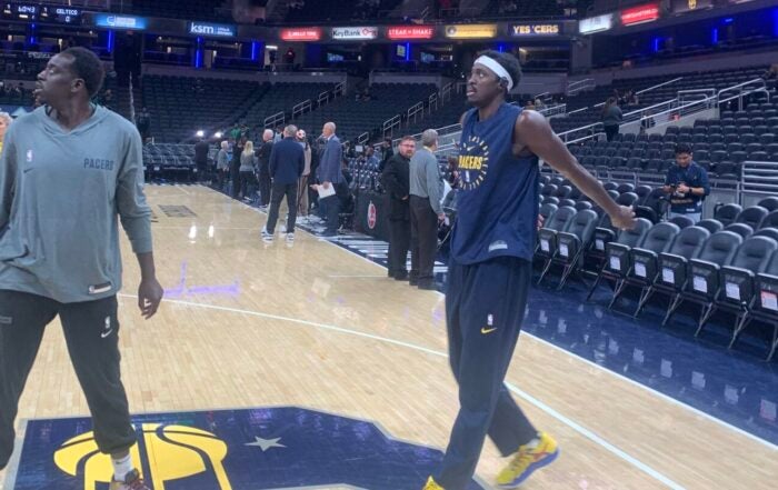 PHOTOS | Pacers warm up for matchup with reigning champions