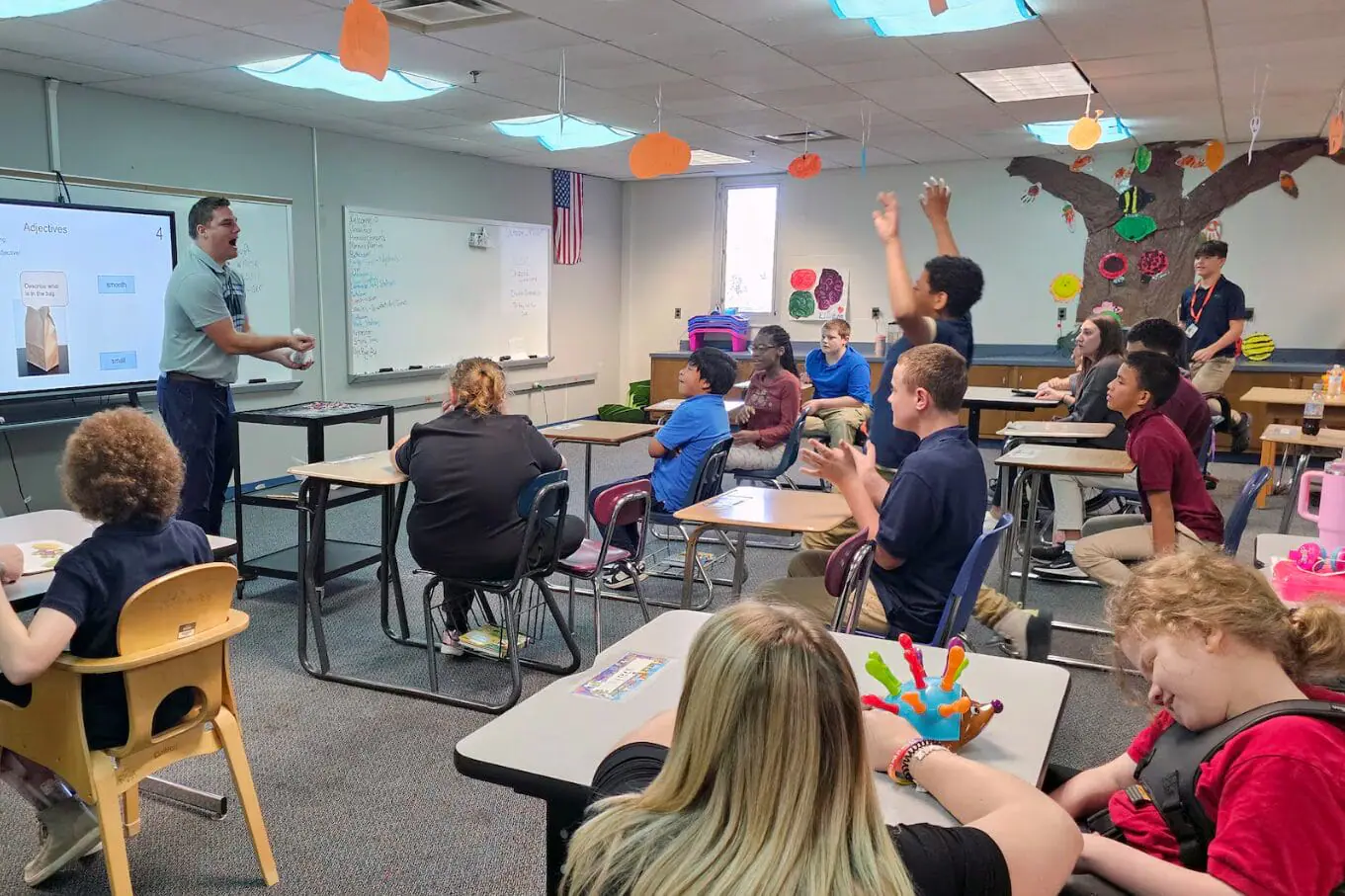 Special education teacher Andrew Bova leads his class through a lesson on adjectives at Perry Meridian Middle School. (Provided Photo/Aleksandra Appleton/Chalkbeat)