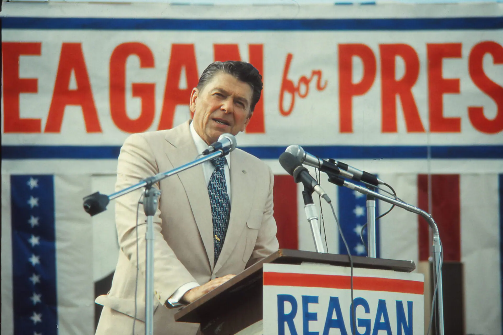 Indiana, 1976, Ronald Reagan speaking to an audience during his campaign for President in 1976, against Vice-President Gerald Ford - Ford became the nominee and lost to Jimmy Carter. (Photo by Owen Franken/Getty Images)