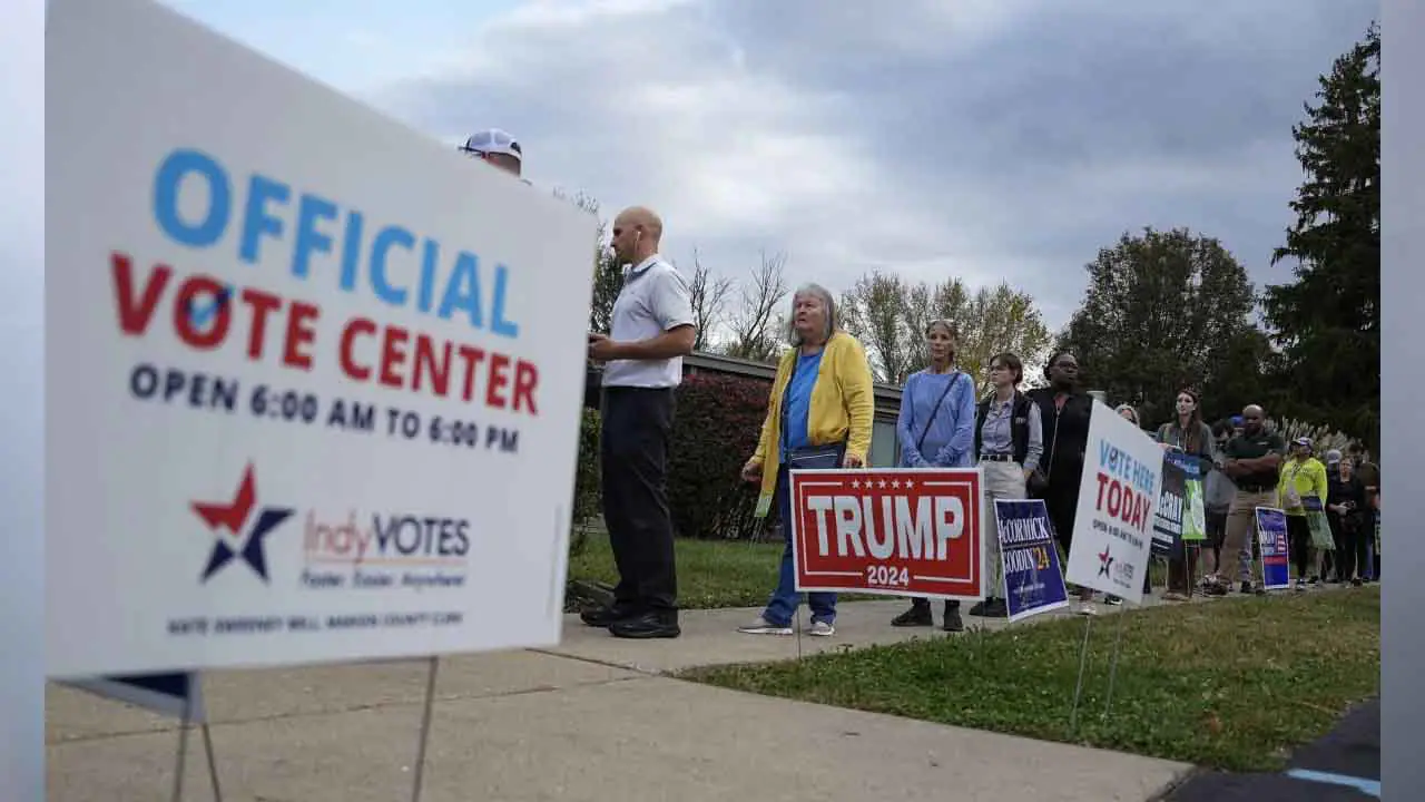 People wait in line to vote on Election Day, Nov. 5, 2024, at Washington Allisonville Christian Church in Indianapolis. (Photo by Jenna Watson/Mirror Indy)