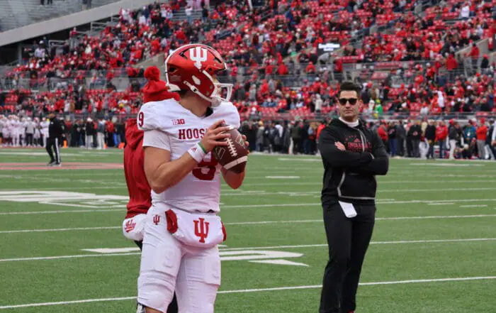 PHOTOS | Indiana warms up for top five showdown with Ohio State