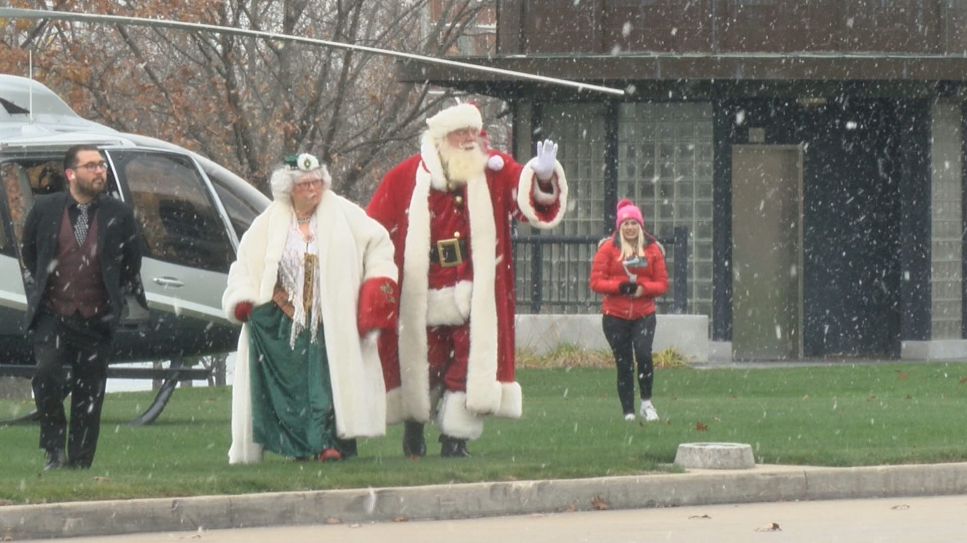 Indiana State Museum casts holiday magic at Celebration Crossing