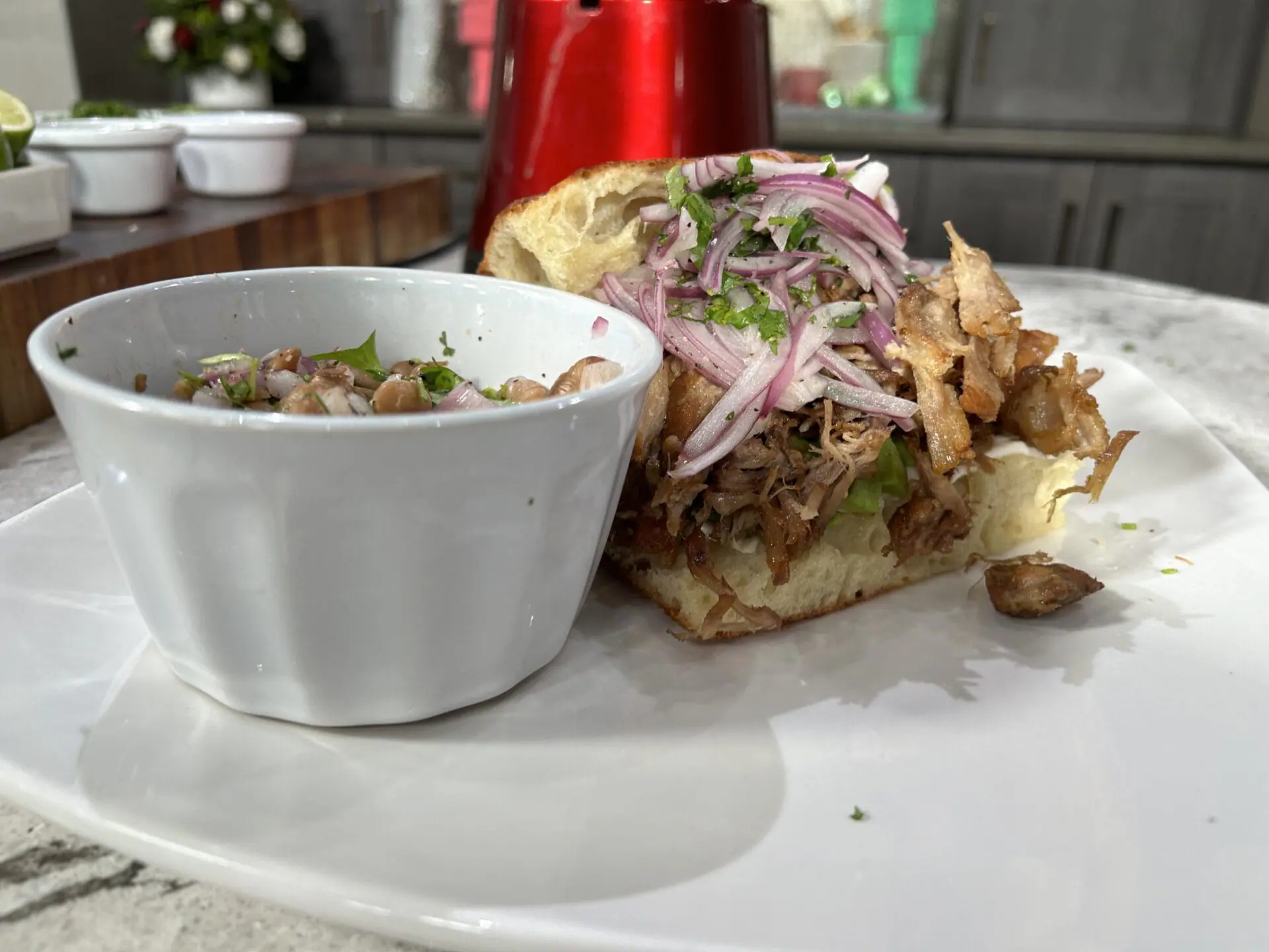 Torta de Carnitas